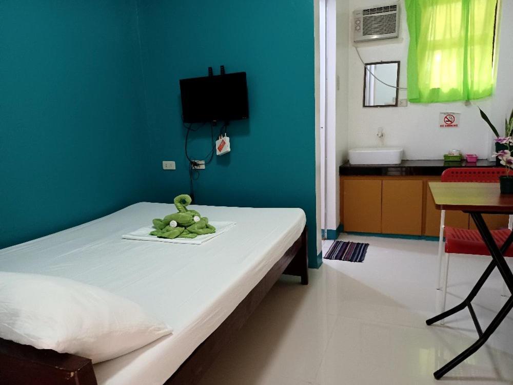 Pete'S Inn Roxas City Exterior foto