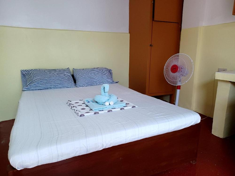 Pete'S Inn Roxas City Exterior foto